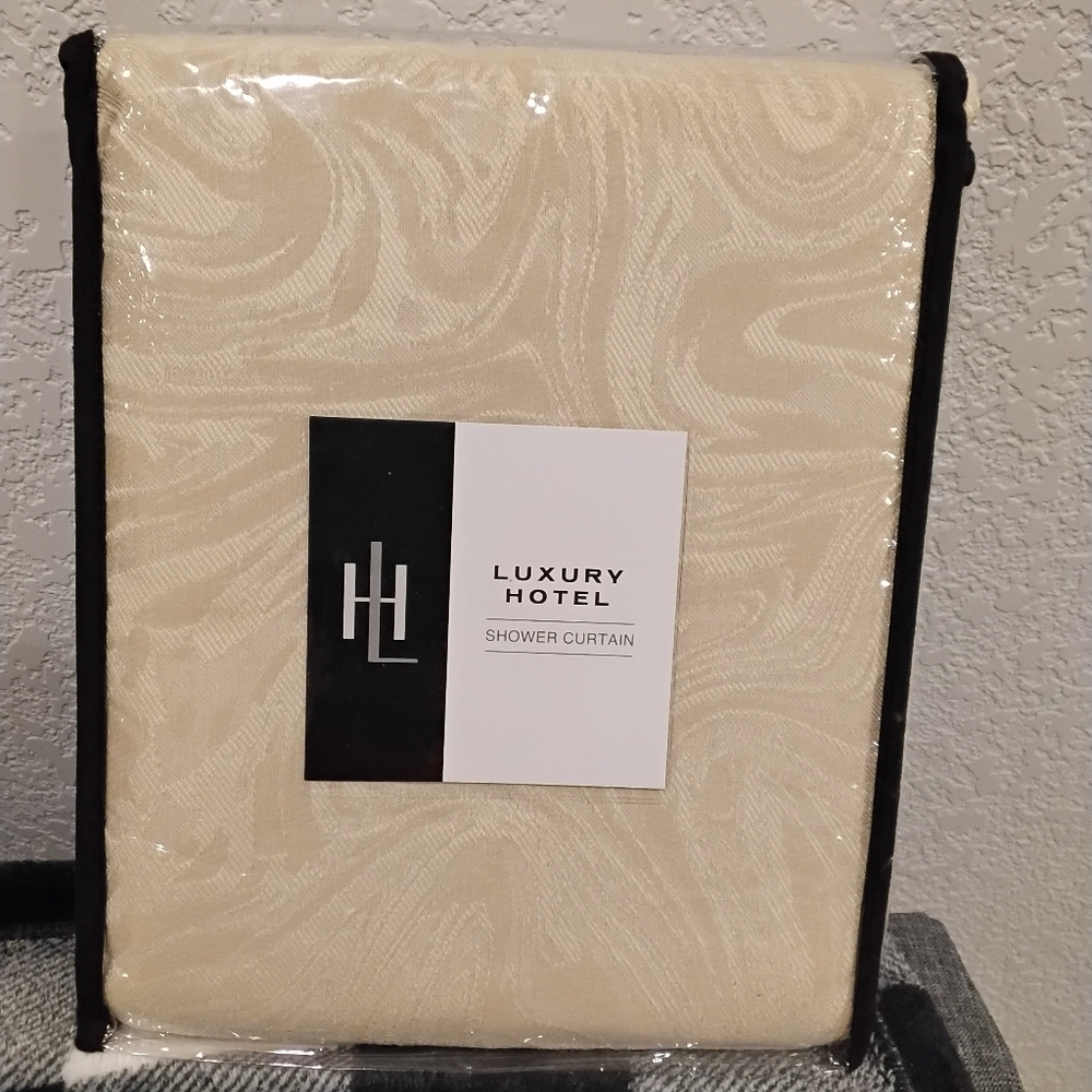 NWT Beige & Cream Shower Curtain